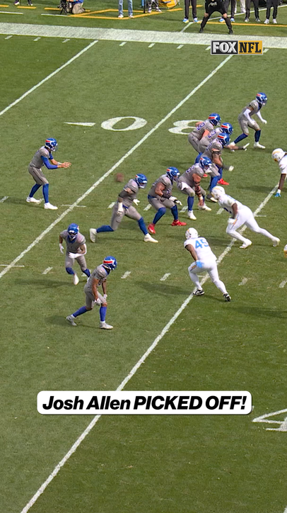 The Chargers pick up the interception off Josh Allen 👀