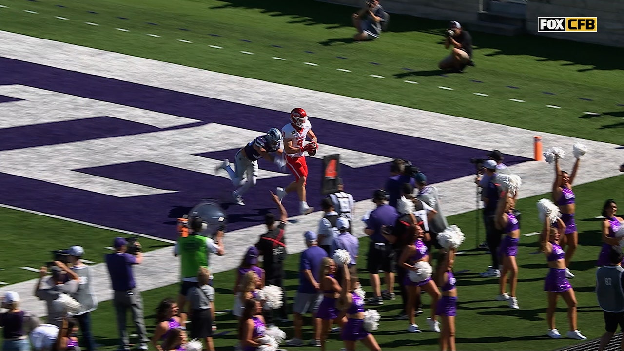 Houston's Conner Weigman finds Patrick Overmyer on 4th down, taking early lead vs Kansas State