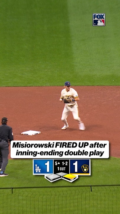 Miz Shows love to his bullpen for ending the inning after exiting earlier 🔥