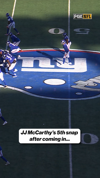 JJ McCarthy's 5th snap after coming in