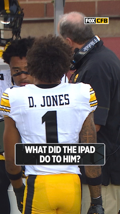 Iowa DB coach Phil Parker LAUNCHED his iPad