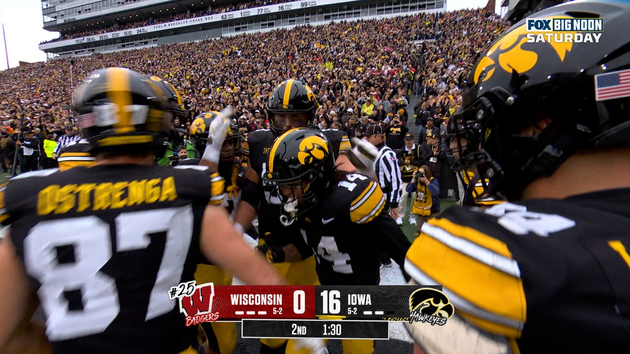 Tony Diaz takes jet sweep into end zone to extend Iowa’s lead over Wisconsin