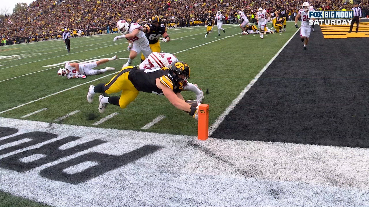 DJ Vonnahme rushes for two-yard TD, extending Iowa's lead over Wisconsin