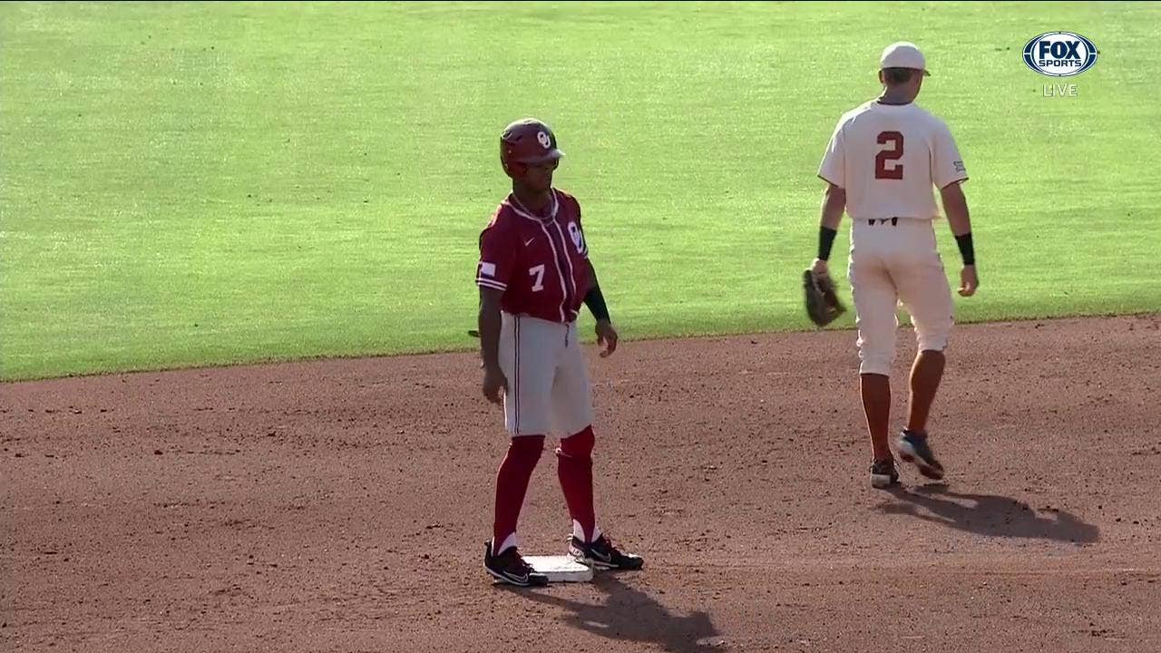 Sooners star Kyler Murray leaves game vs. Longhorns with injury