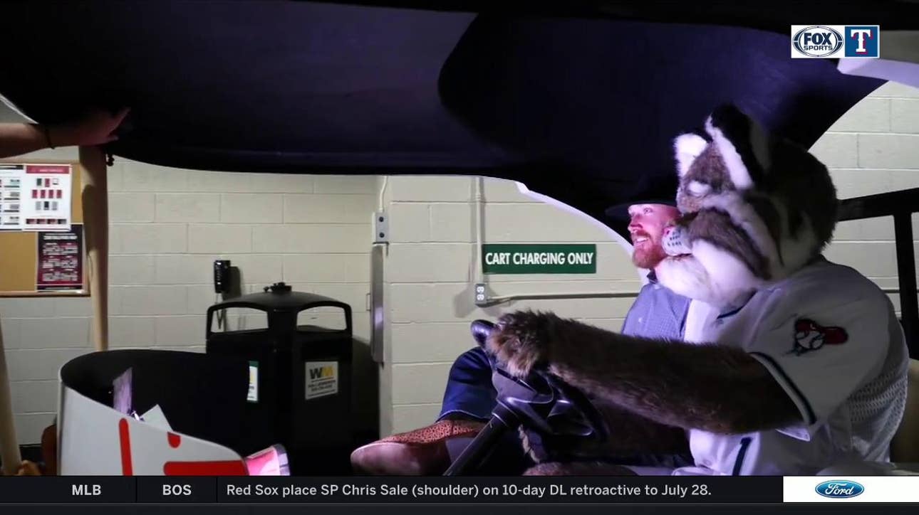 Jake Diekman Gets Emotional on Trade to D-Backs | Rangers Live