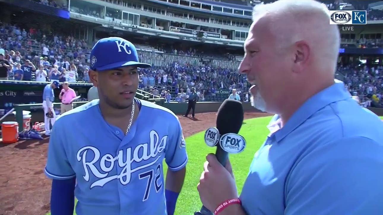 Viloria on his first big league hit: 'This is fun'