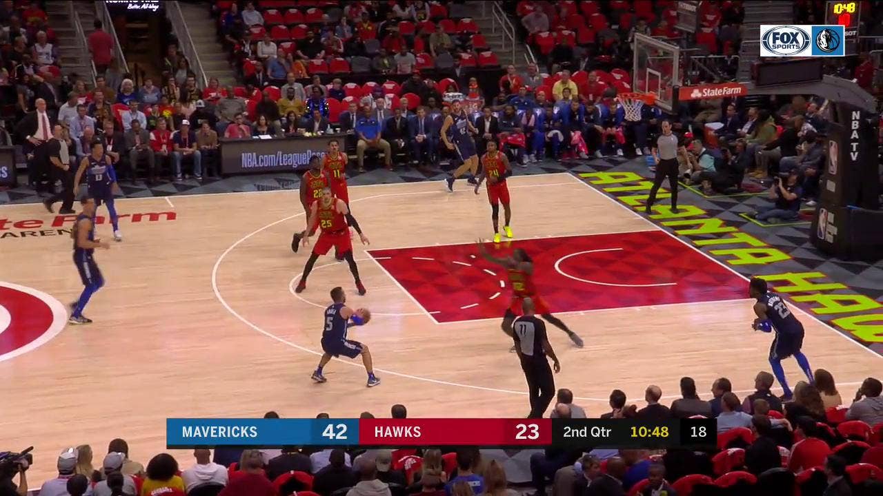HIGHLIGHTS: Wesley Matthews gets the A-town bounce for 3 | Dallas Mavericks at Atlanta Hawks