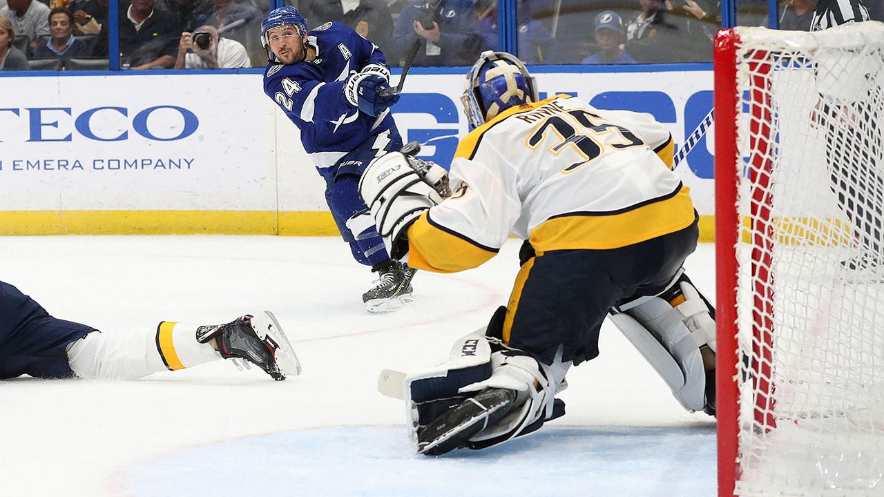 Pekka Rinne shuts down Lightning to seal pivotal Preds win