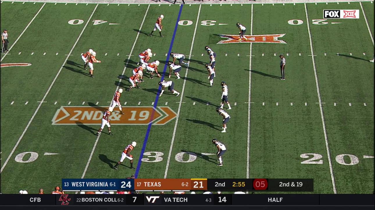 HIGHLIGHTS: Sam Ehlinger passes Tre Watson for 32-yard TOUCHDOWN