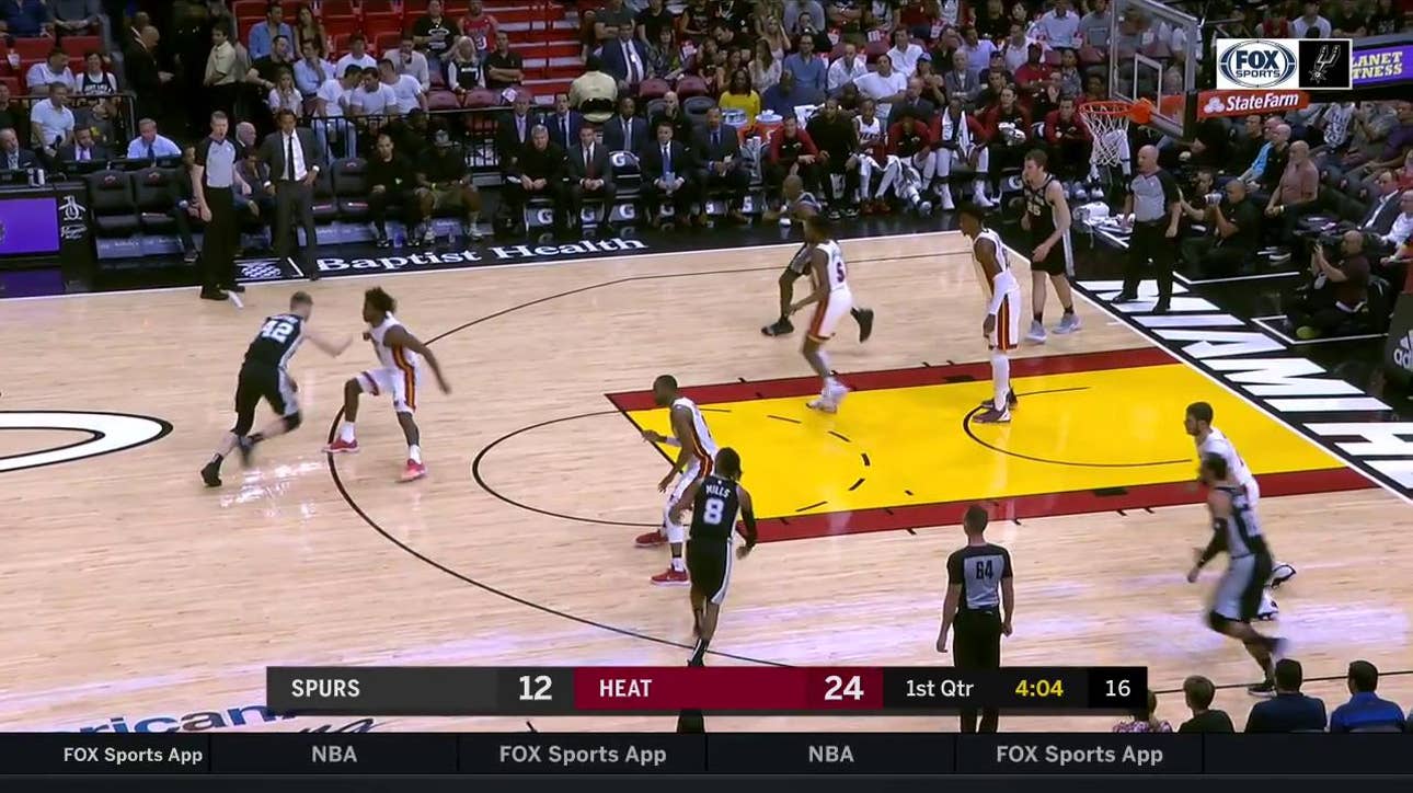 HIGHLIGHTS: Patty Mills hits a triple in the 1st quarter