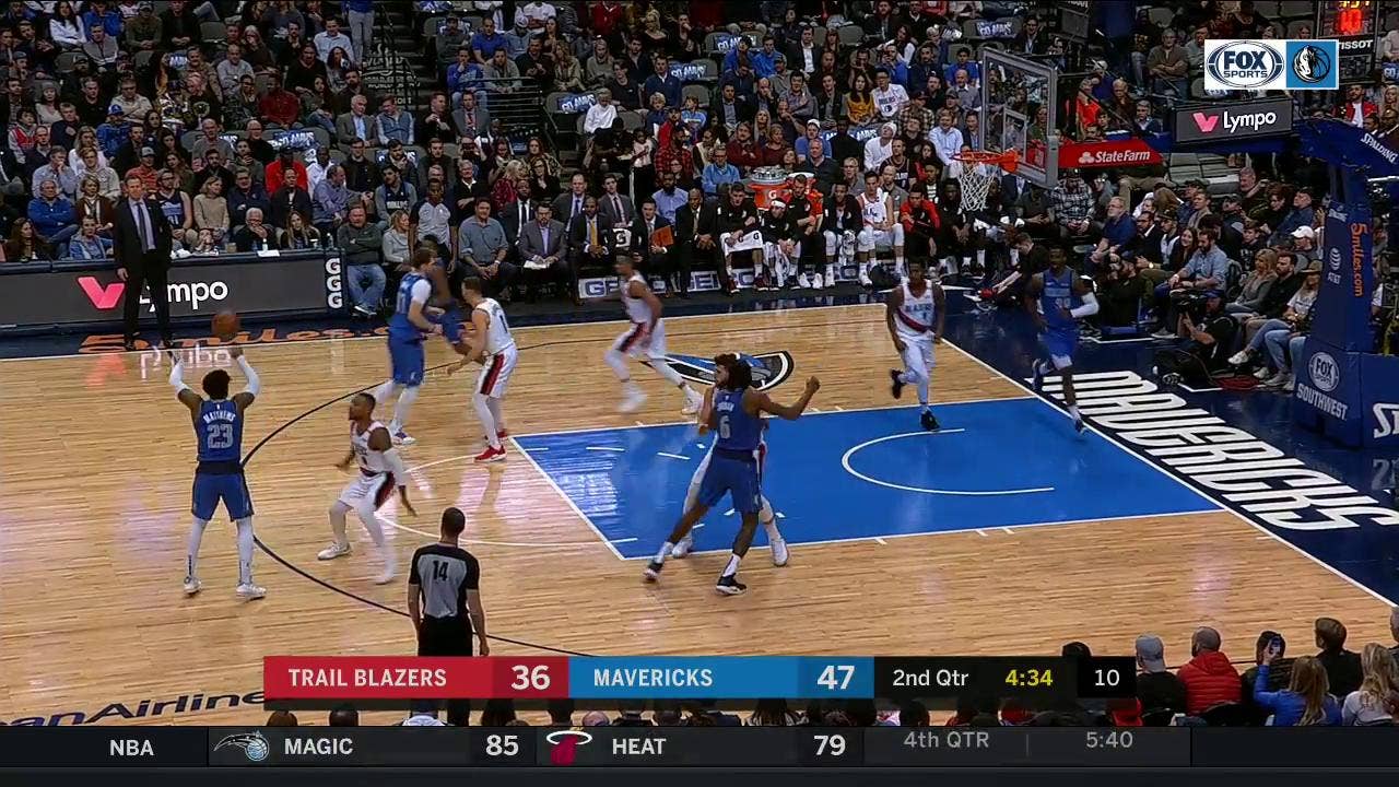 HIGHLIGHTS: Luka Doncic with Some Magic in the Paint