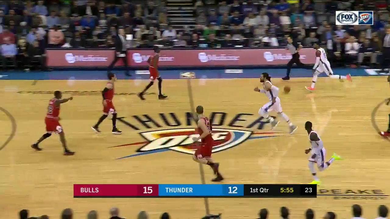 HIGHLIGHTS: Steven Adams finds his way through for the DUNK