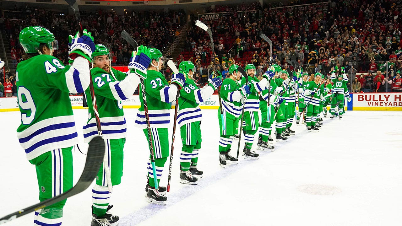 Hurricanes celebrate Whalers Night with win over Bruins