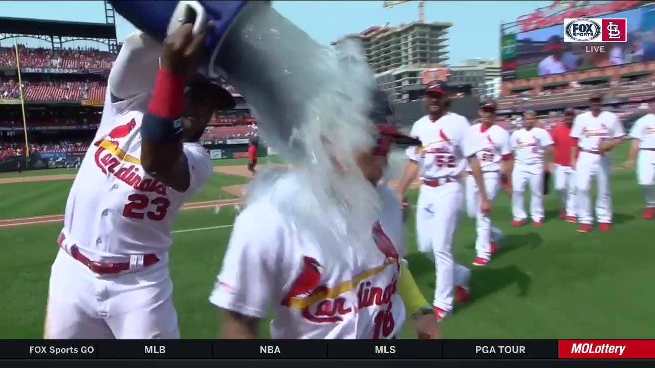 Wong on Wainwright's incredible start: 'The old man still has it'