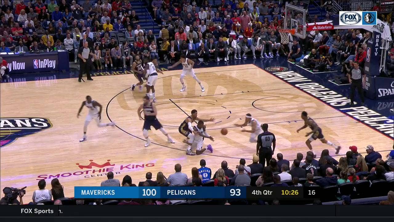 HIGHLIGHTS: Nice Dish out to Seth Curry for 3