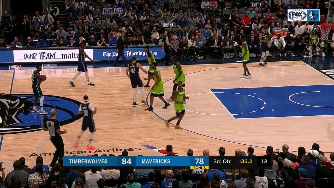 HIGHLIGHTS: Dorian Finney-Smith Cleaning Up in the Paint