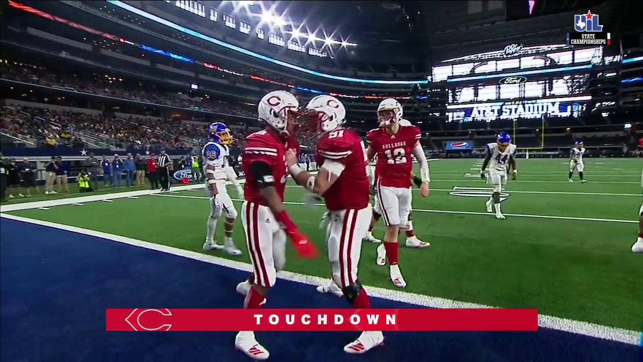 HIGHLIGHTS: Kelvontay Dixon grabs 2nd TD, Bulldogs up 21-14 at half | UIL State Championships