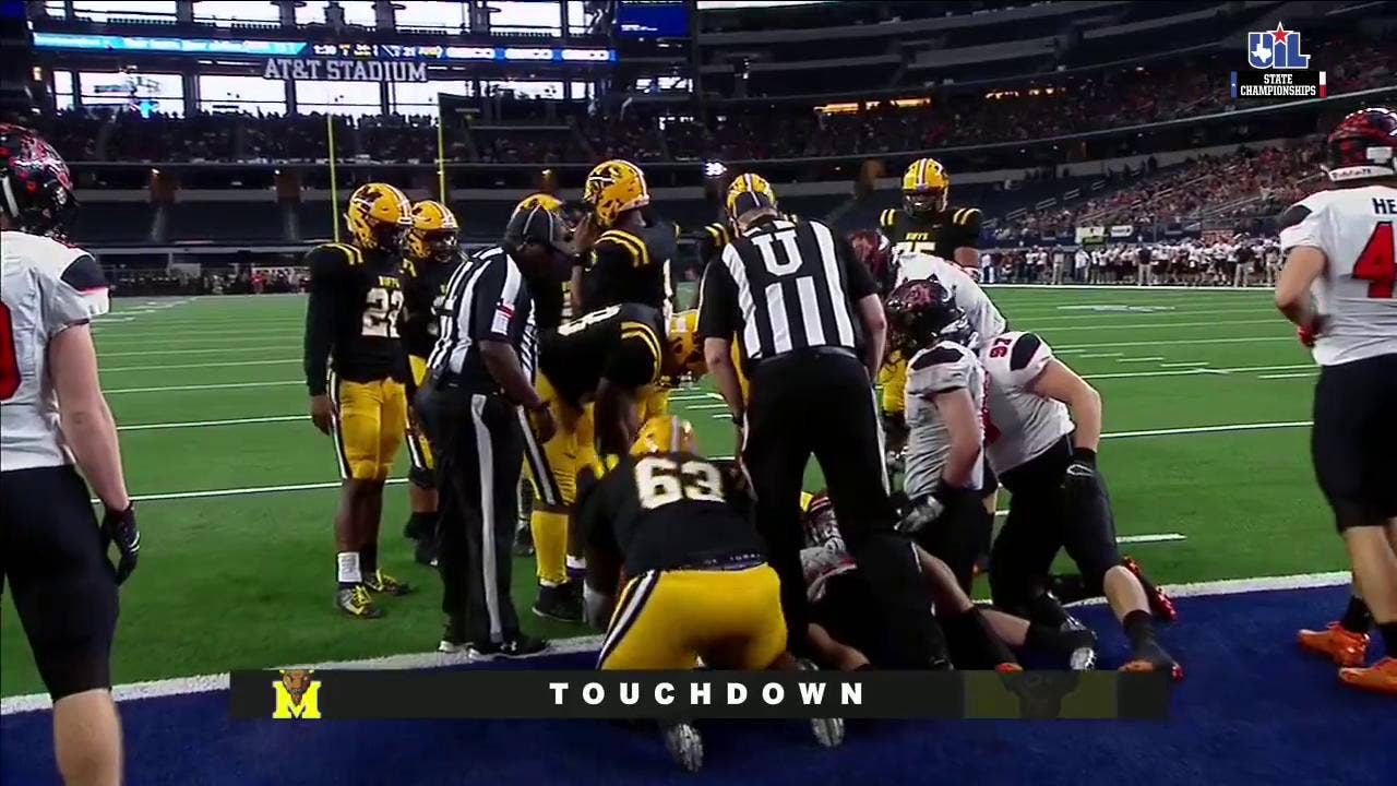 HIGHLIGHTS: Hornsby's 2nd TD for FB Marshall, closes gap 21-20 | UIL State Championships