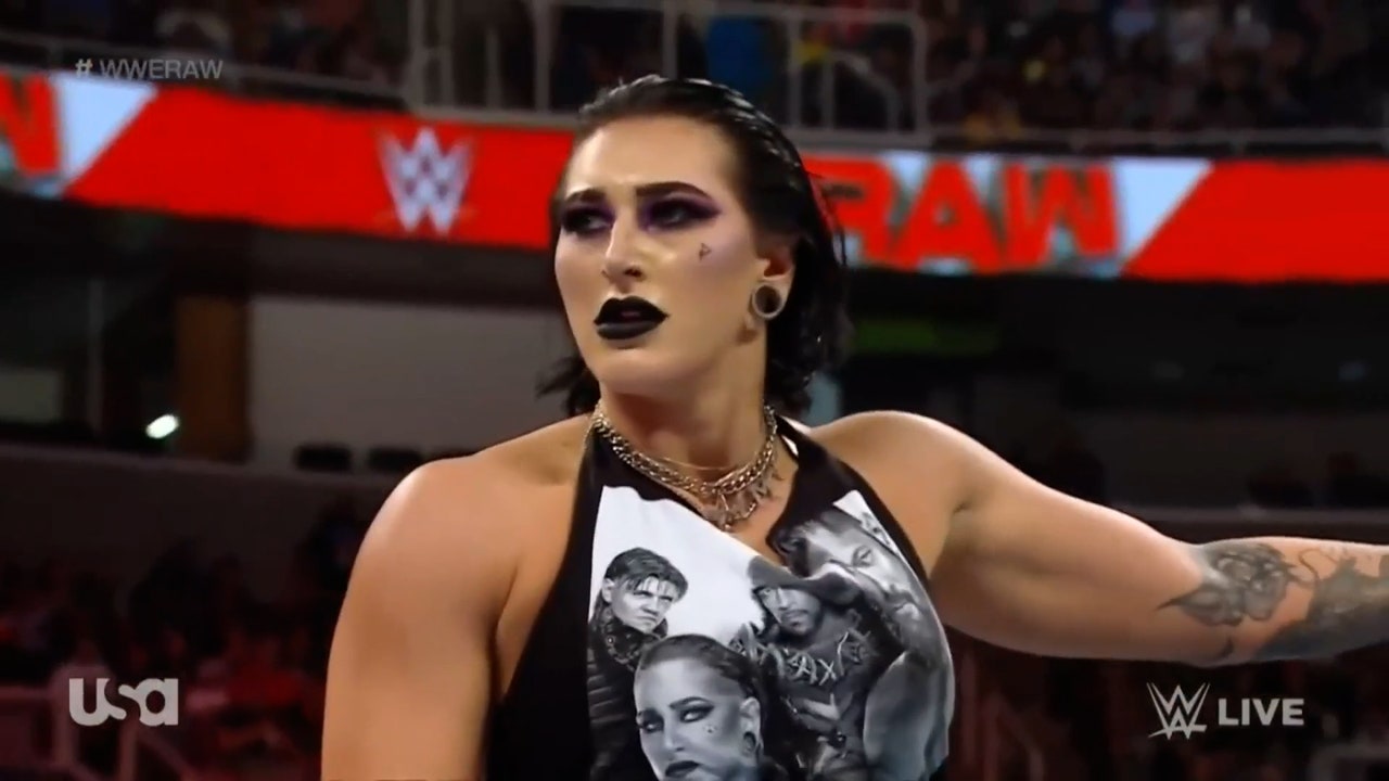 Rhea Ripley, Nia Jax, Shayna Baszler and Raquel Rodriguez brawl in an all-out riot on Raw | WWE on FOX