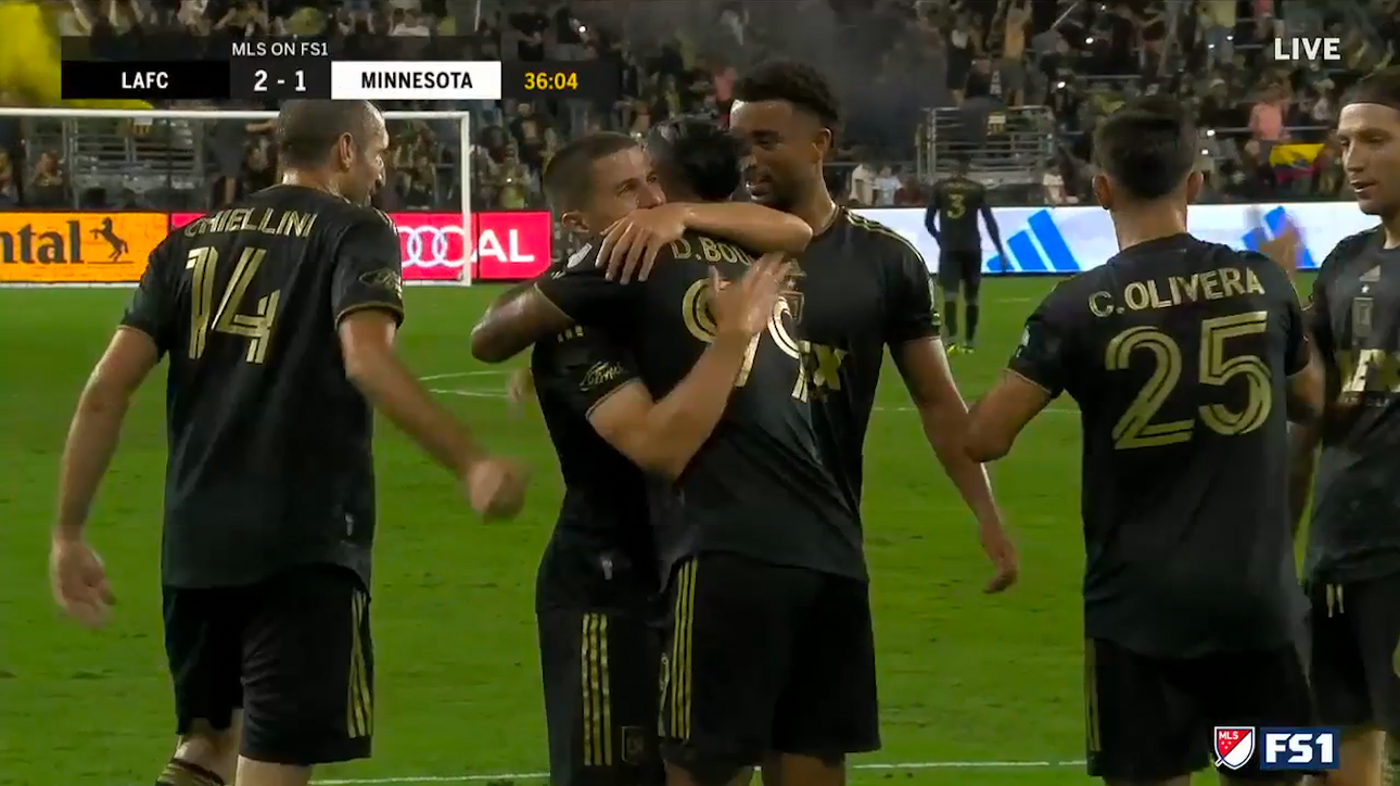 Denis Bouanga finds the net for a SECOND time to give LAFC a 2-1 lead over Minnesota