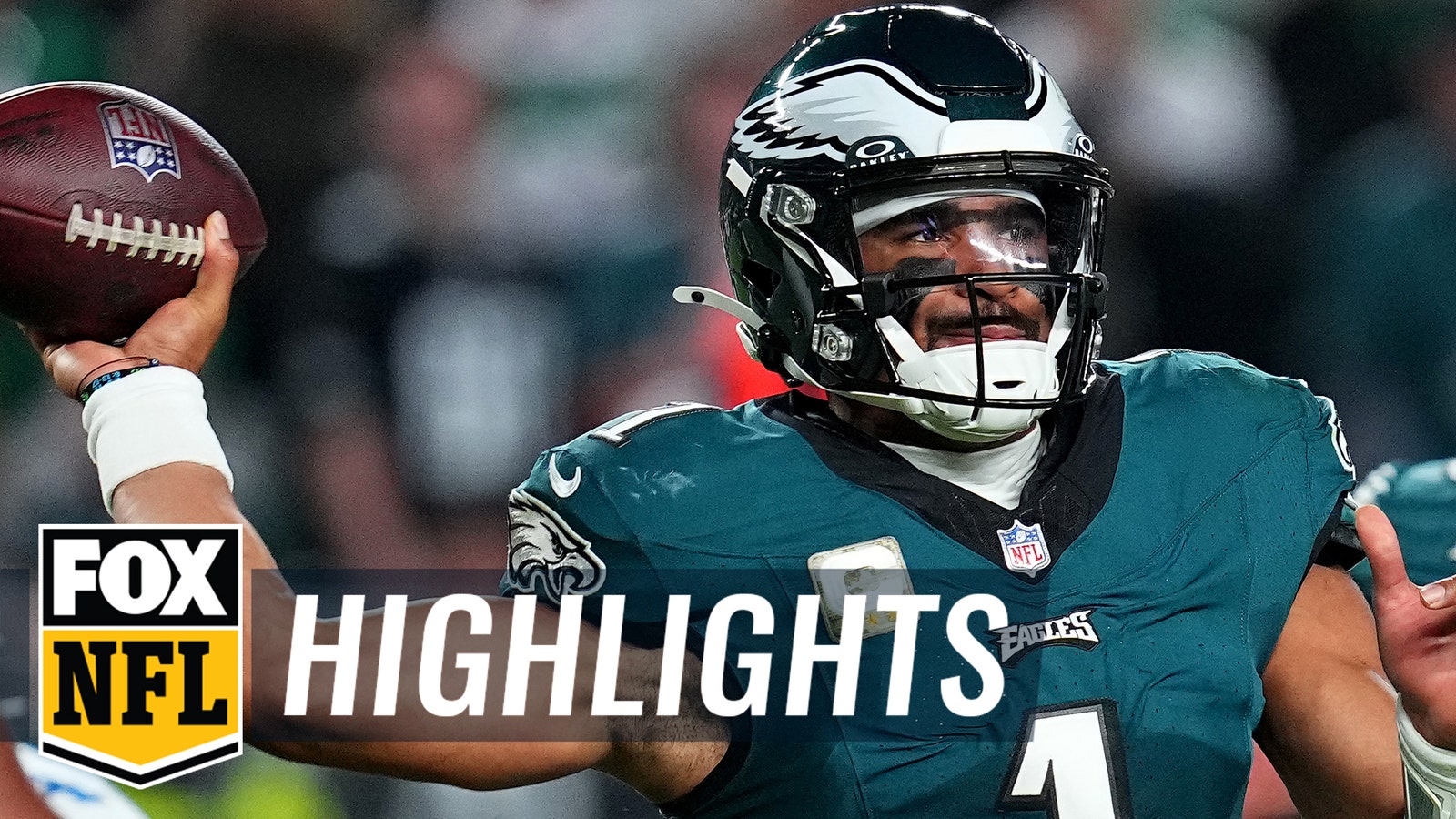 Jalen Hurts dominates in Eagles' 28-23 win over Cowboys