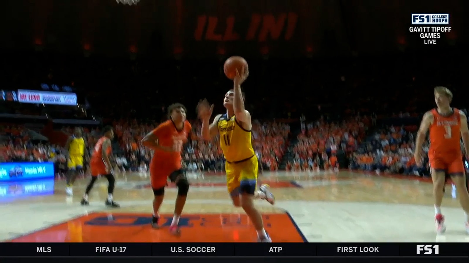 Marquette's Tyler Kolek goes off for 24 points in a tight 71-64 win over Illinois