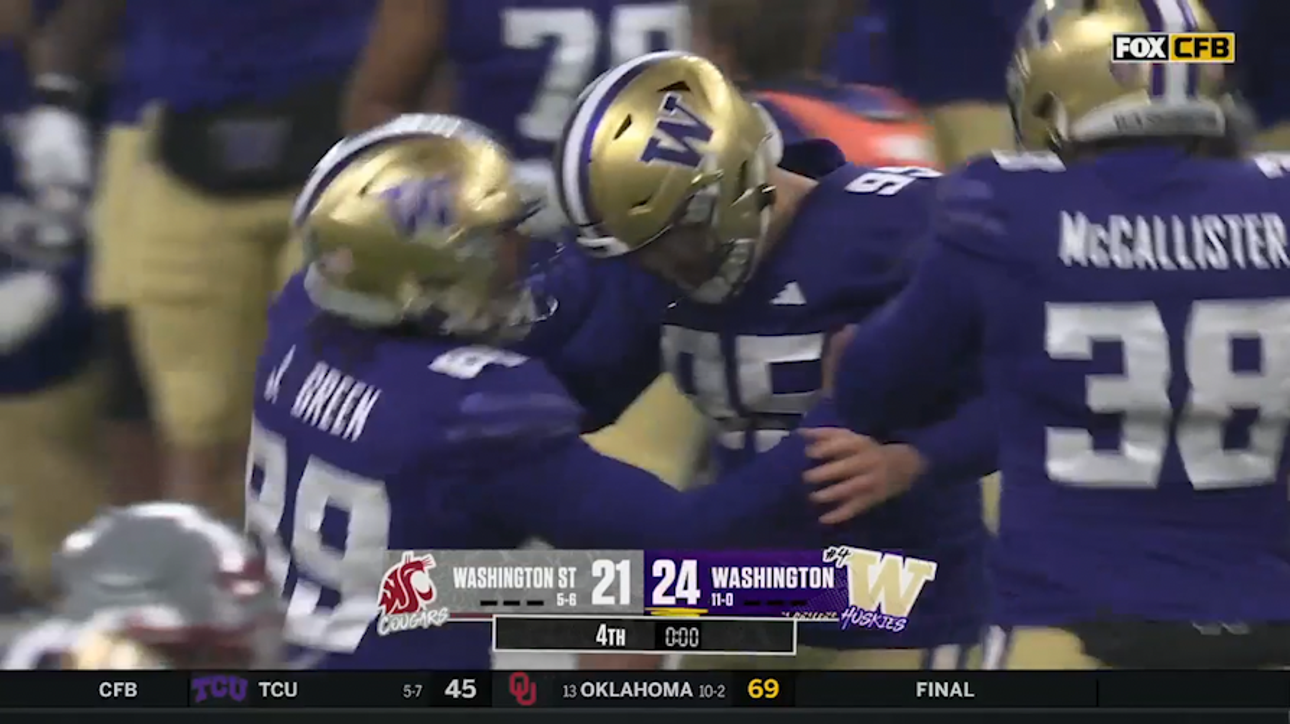 Washington's Rome Odunze rushes 23 yards on fourth down to set up Grady Gross's game-winning FG against Washington State