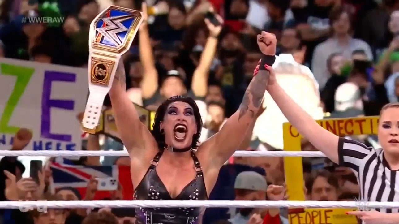 Rhea Ripley vs. Charlotte Flair SmackDown Women’s Title: WWE 2023 Top Moments