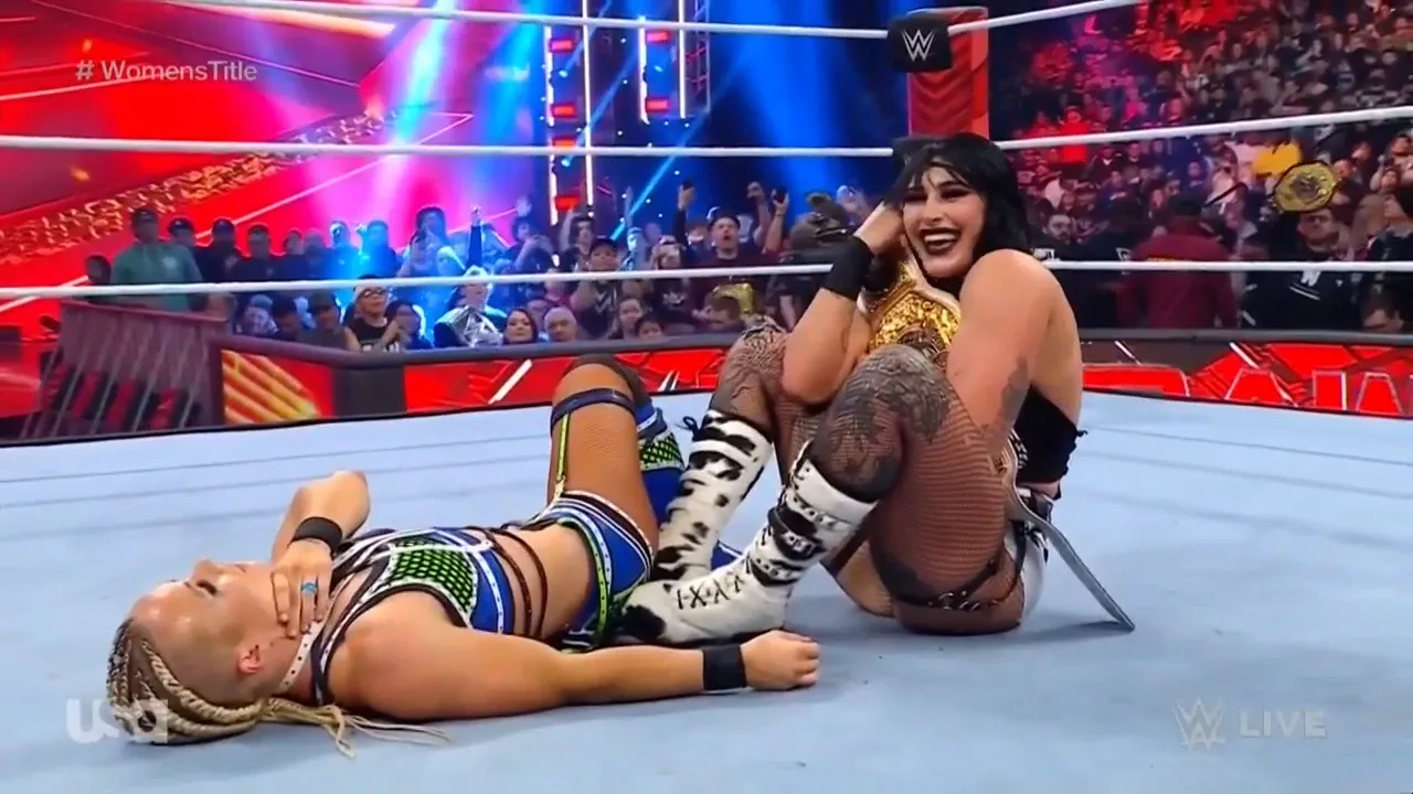Rhea Ripley teaches Ivy Nile a lesson in World Title Match at WWE Day 1 | WWE on FOX 
