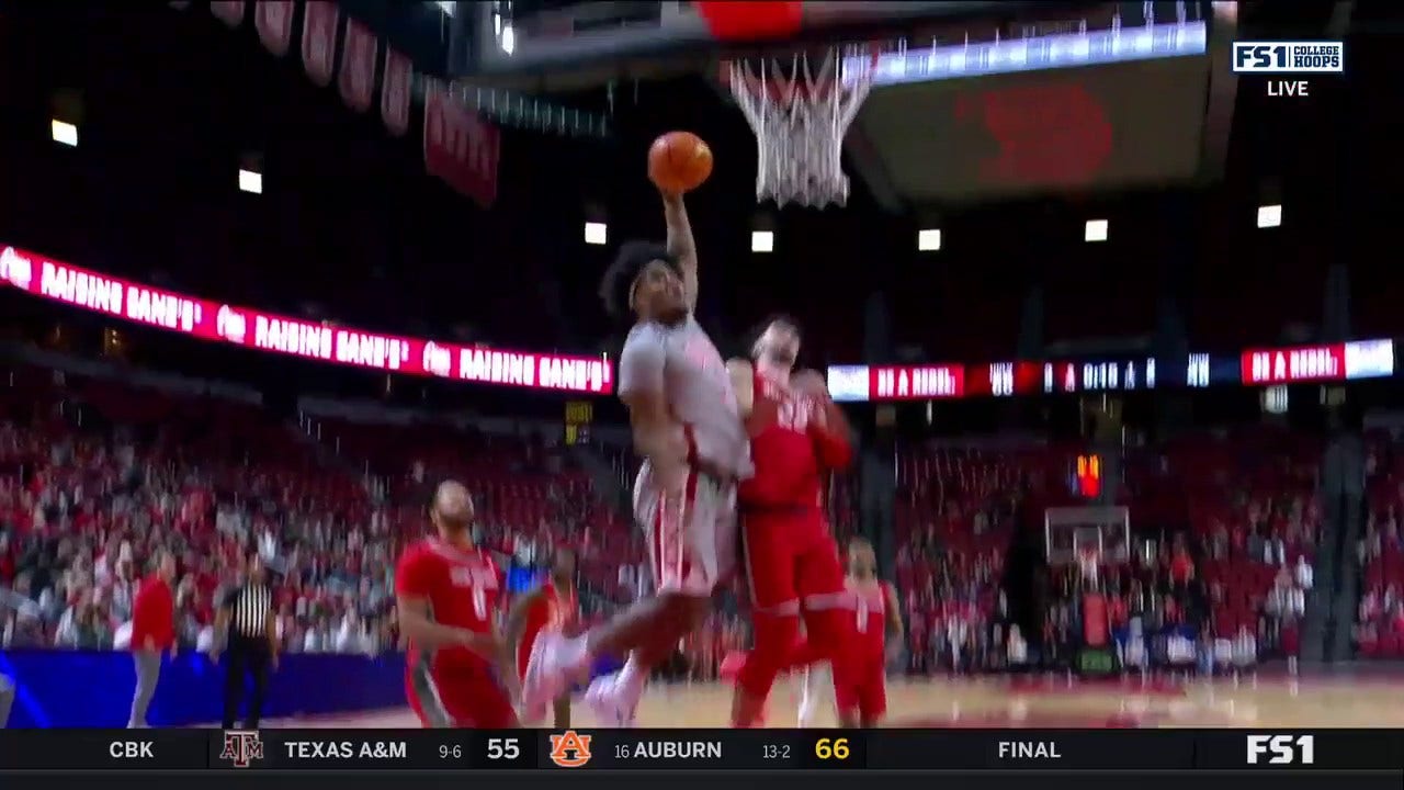 Rob Whaley Jr. slams a NASTY one-handed dunk to extend UNLV's lead over New Mexico