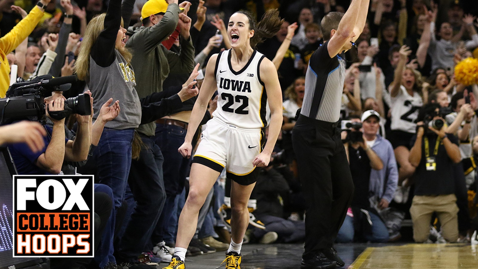 Iowa's Caitlin Clark drops a school-record and career-high 49 points in the win vs. Michigan