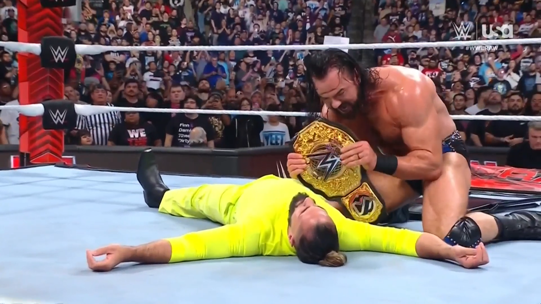Jey Uso vs. Drew McIntyre turns to chaos, Rhodes and Rollins chase Bloodline from the ring
