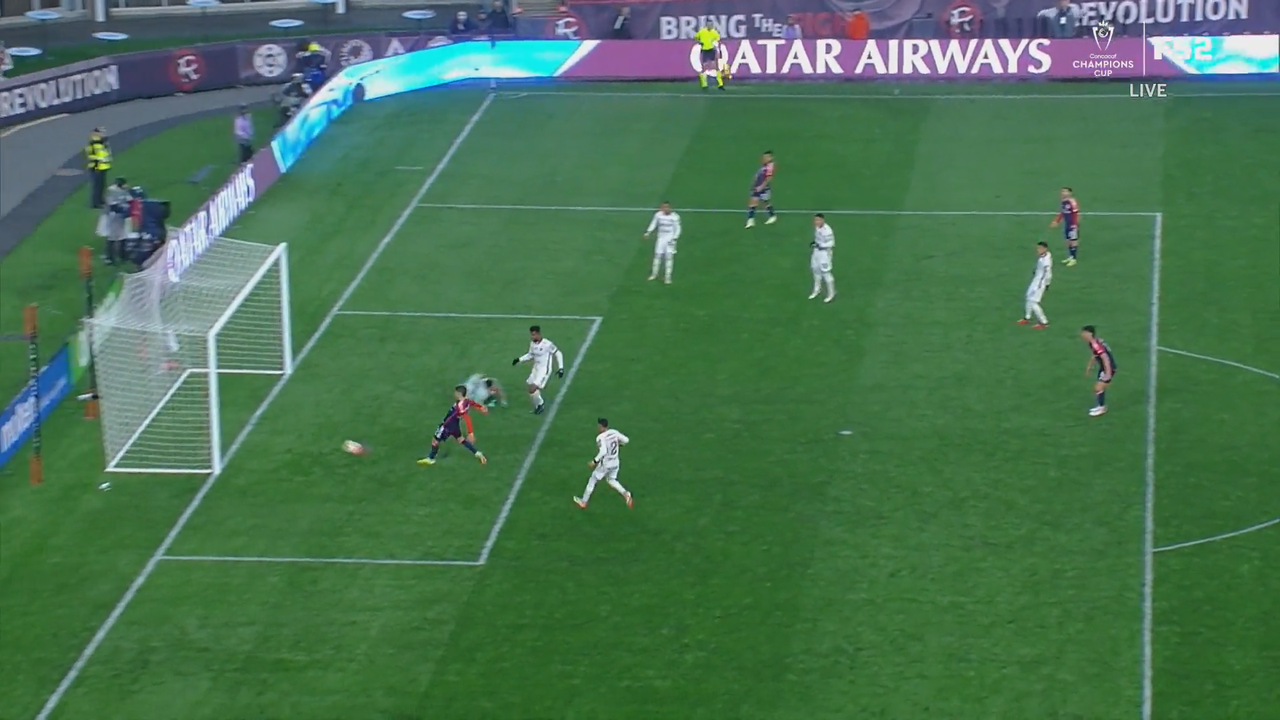 New England Revolution scores a BEAUTIFUL goal to grab 4-0 lead over LD Alajuelense