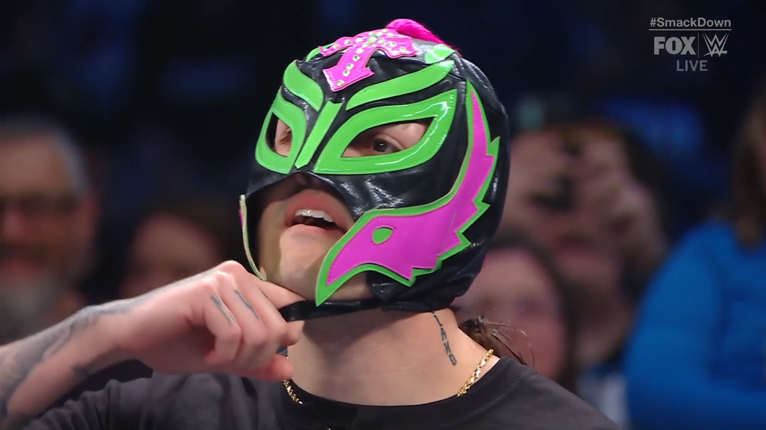 Dominik Mysterio sabotages Rey Mysterio’s match vs. Santos Escobar | WWE on FOX