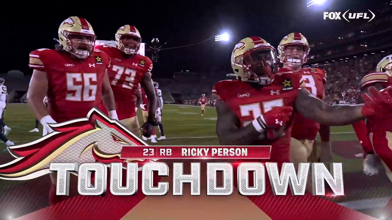 Ricky Person punches in the touchdown, extending Stallions' lead over Showboats
