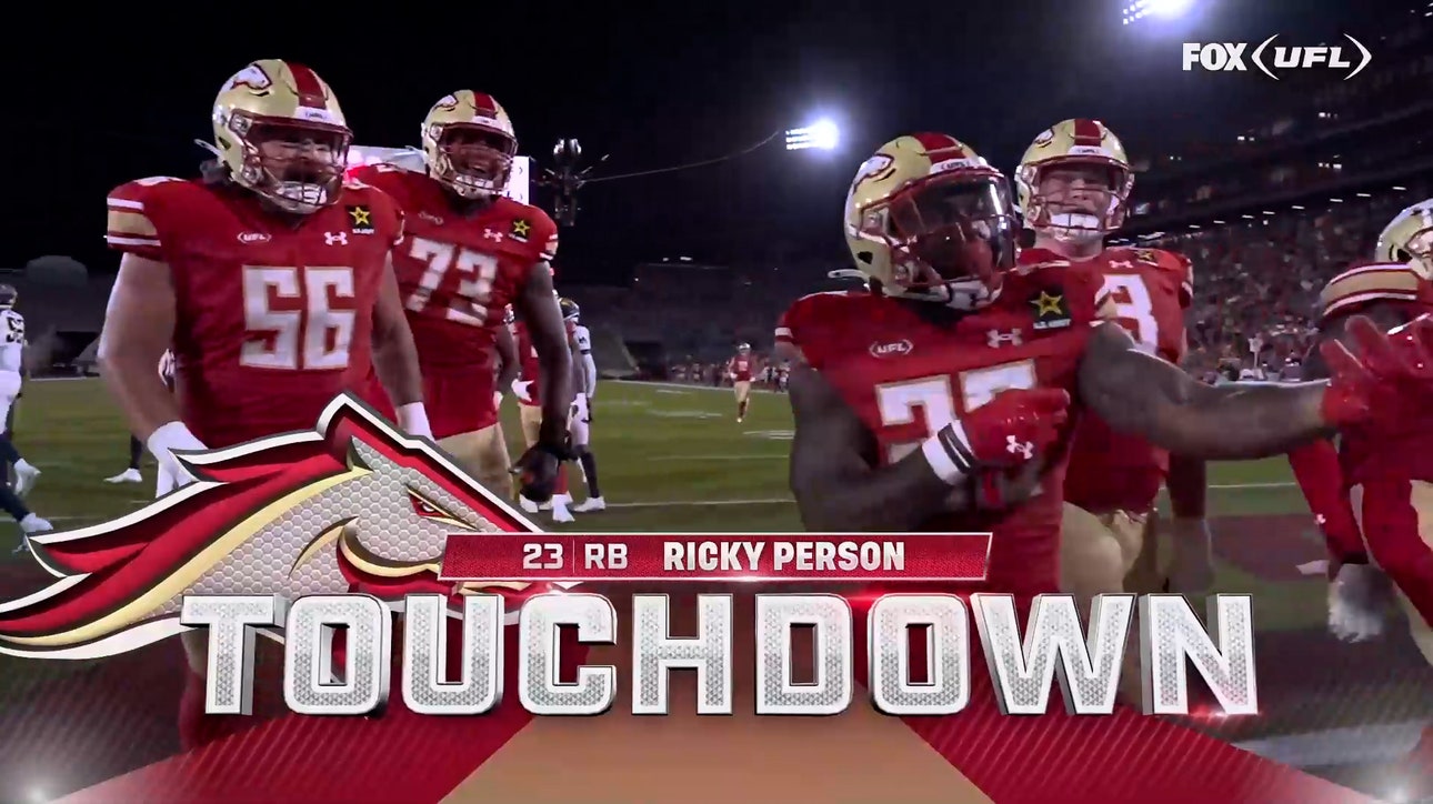 Ricky Person punches in the touchdown, extending Stallions' lead over Showboats
