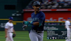 Julio Rodríguez CRANKS his FIRST home run of the season to extend Mariners' lead over Rangers