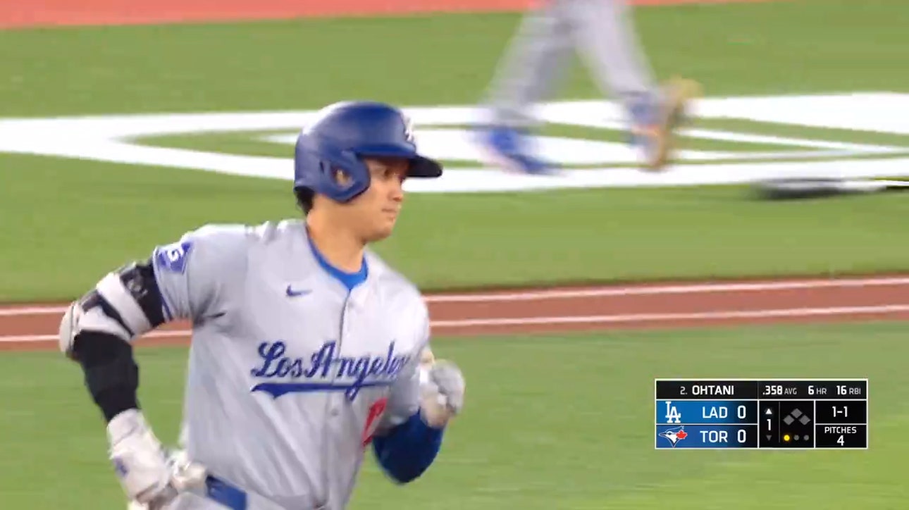 Dodgers' Shohei Ohtani smashes a solo home run vs. Blue Jays