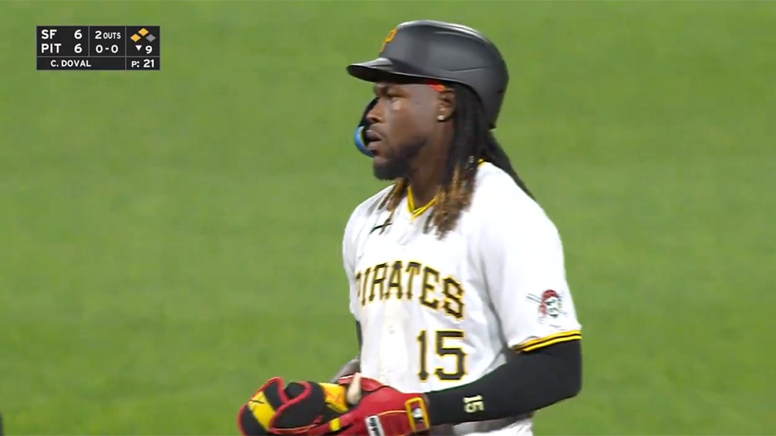 Pirates' Oneil Cruz crushes 120 and 121-MPH base hits vs. Giants