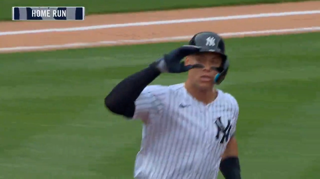 Aaron Judge BELTS a home run giving Yankees an early 2-0 lead over Mariners