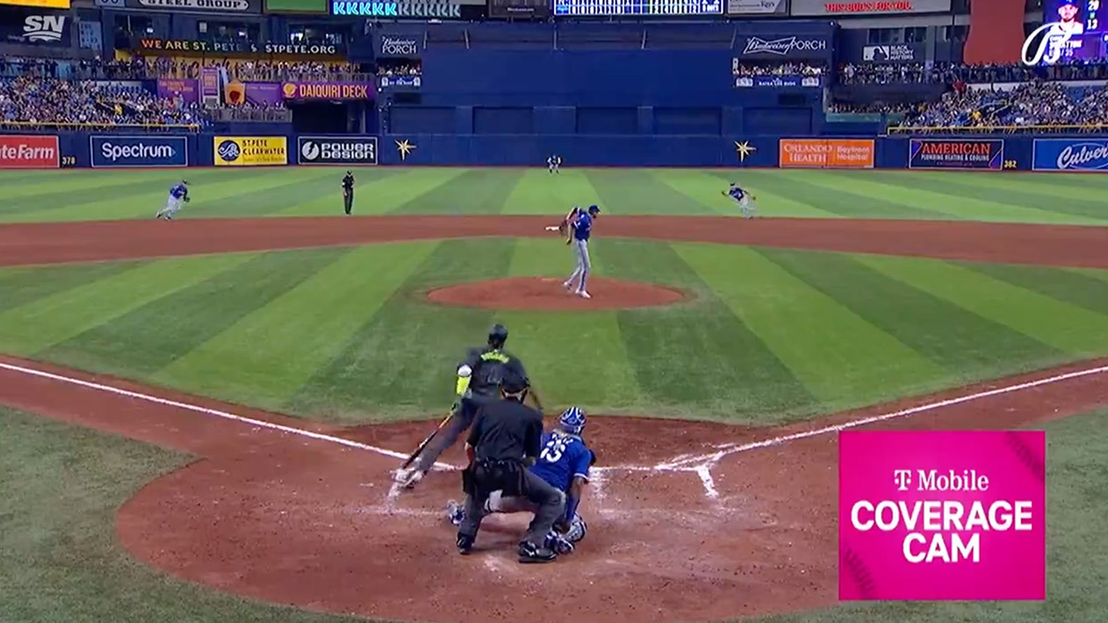 Royals' Chris Stratton makes a behind-the-back play vs. Rays