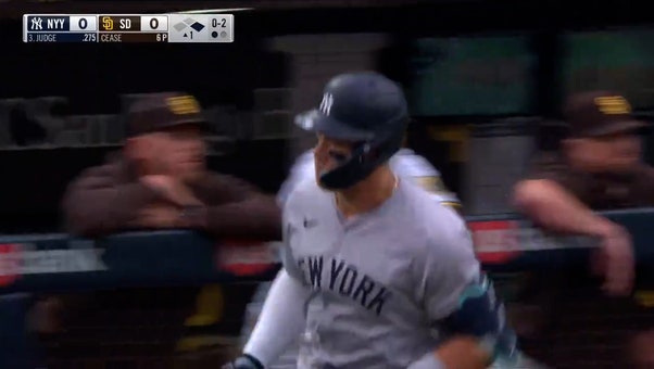 Aaron Judge DEMOLISHES a two-run home run, giving Yankees a lead over Padres 