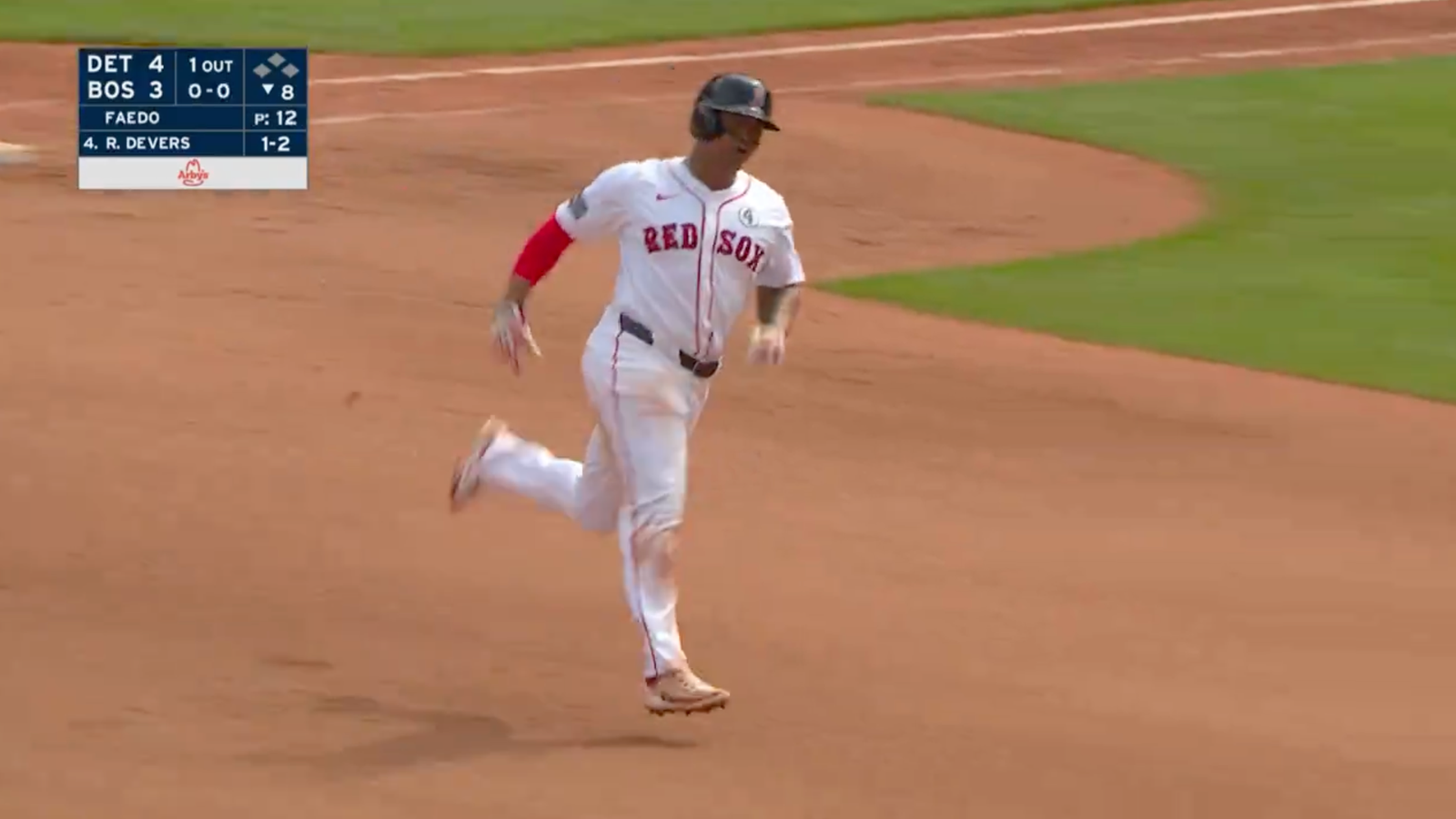 Red Sox's Rafael Devers smashes a solo home run to tie the game against Tigers