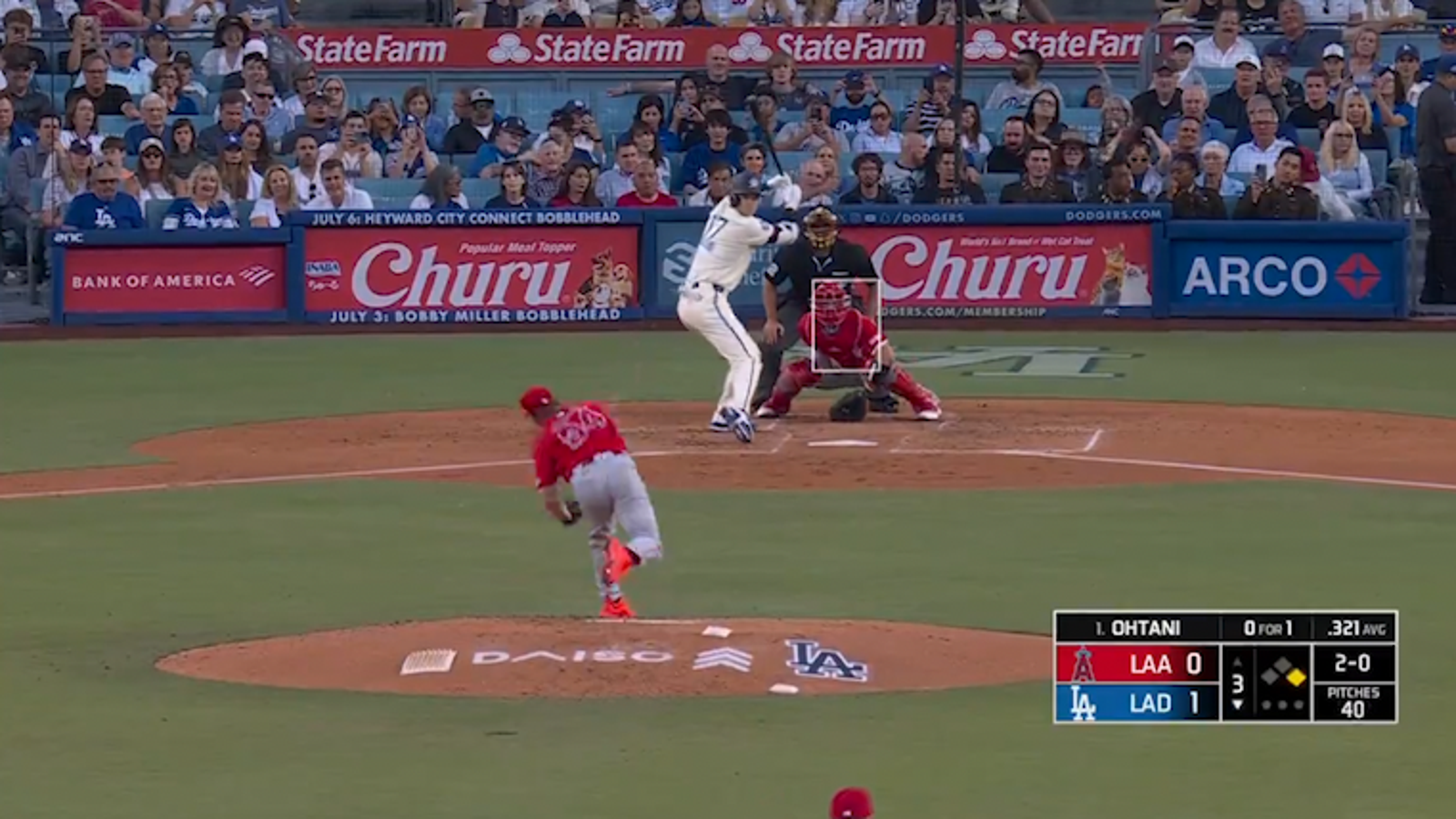 Shohei Ohtani slams a 459-foot home run to extend the Dodgers' lead over the Angels