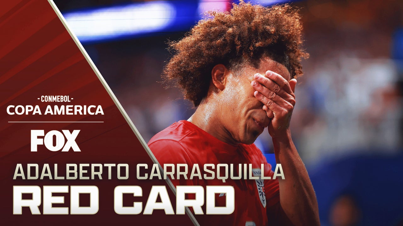 USMNT's Christian Pulisic is fouled by Panama's Adalberto Carrasquilla, resulting in a red card