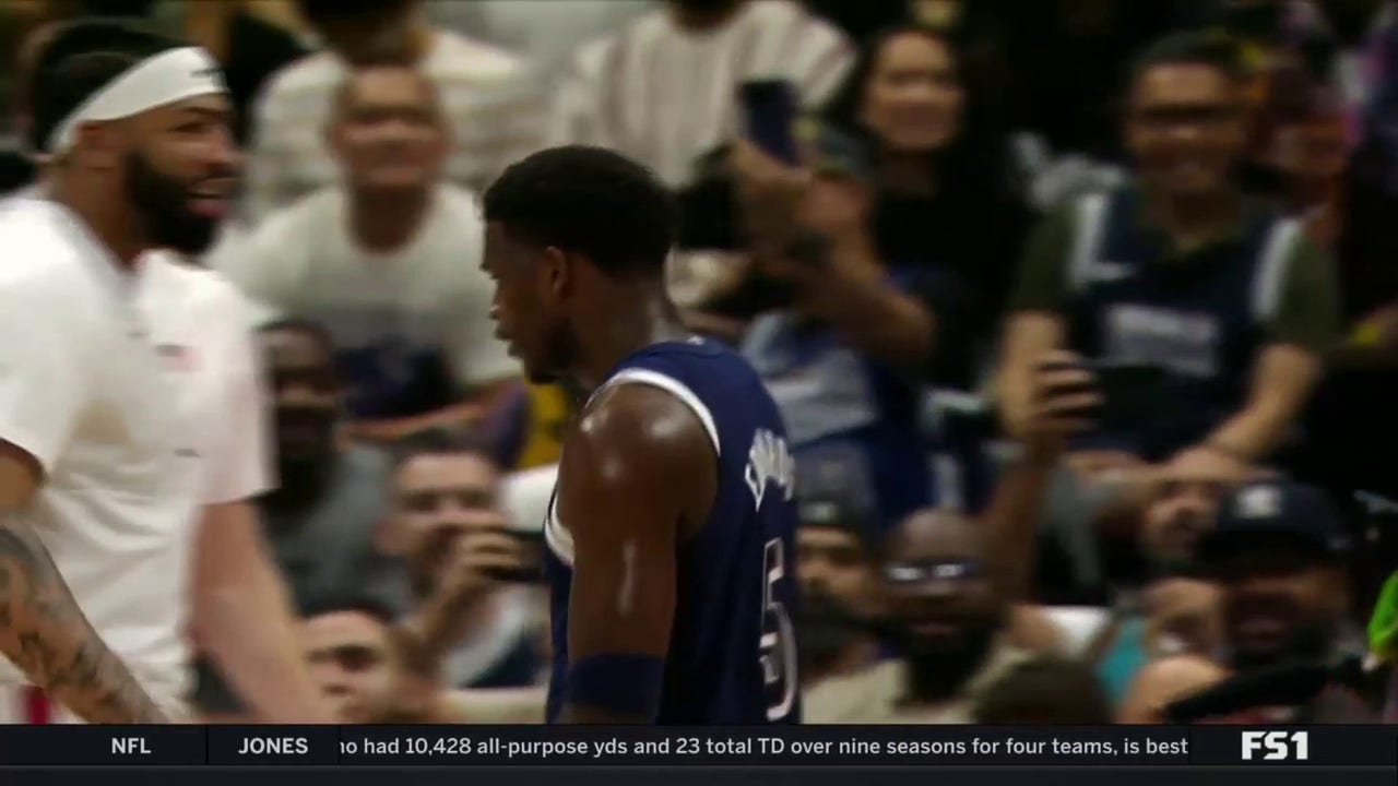 Anthony Edwards scores a TOUGH step-back 3-pointer, extending United States' lead over Australia