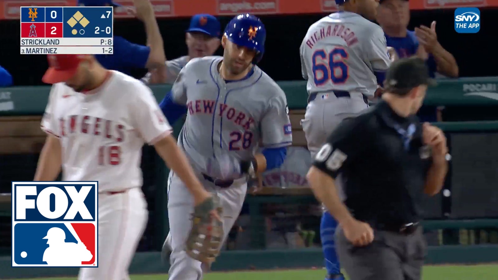 J.D. Martinez CRUSHES A GRAND SLAM to give Mets a 4-2 lead over Angels