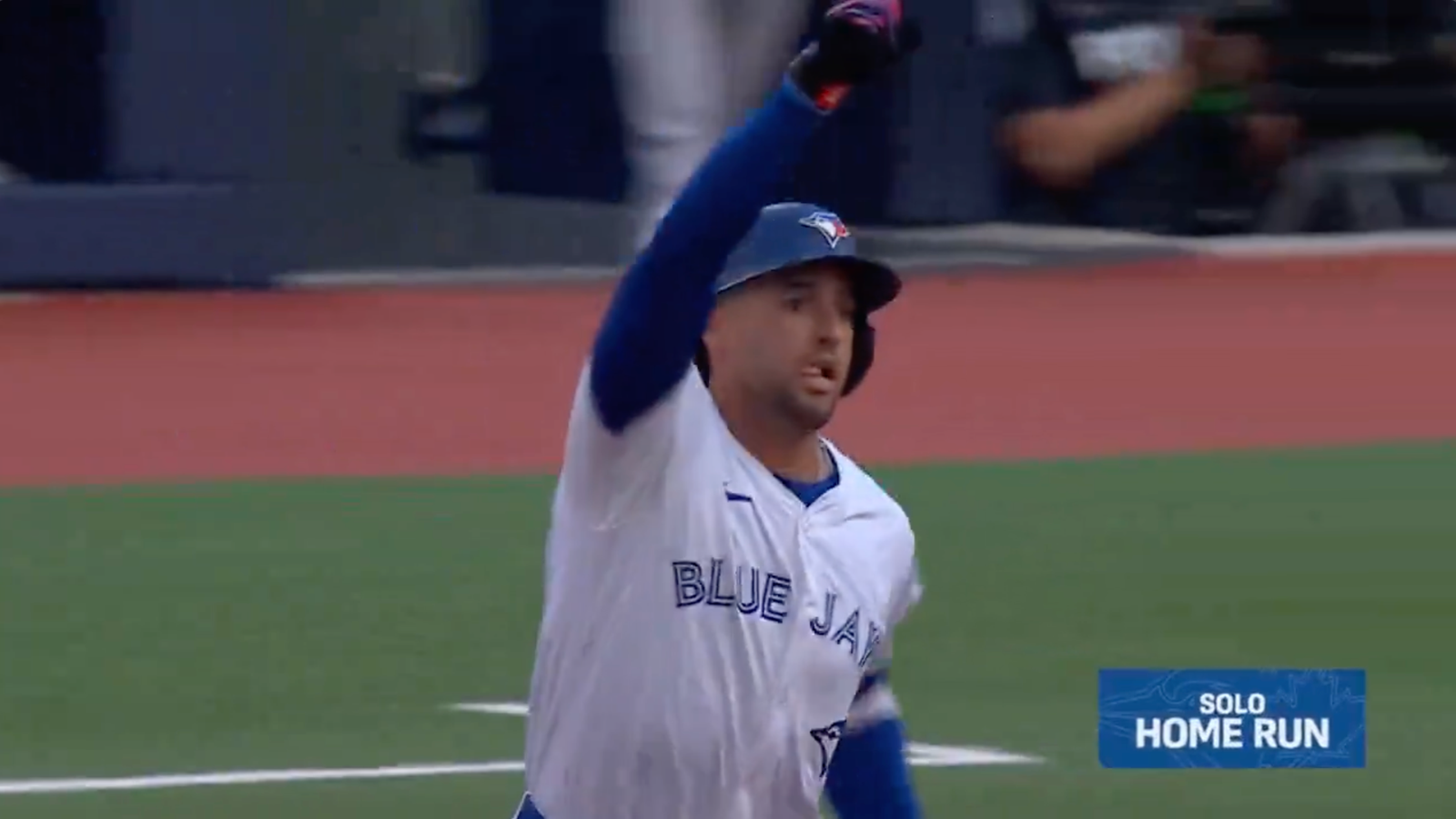 George Springer hits a home run to give the Blue Jays an early lead over the Athletics