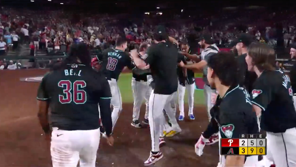 Diamondbacks' Adrian Del Castillo hits a WALK OFF home run to defeat the Phillies, 3-2