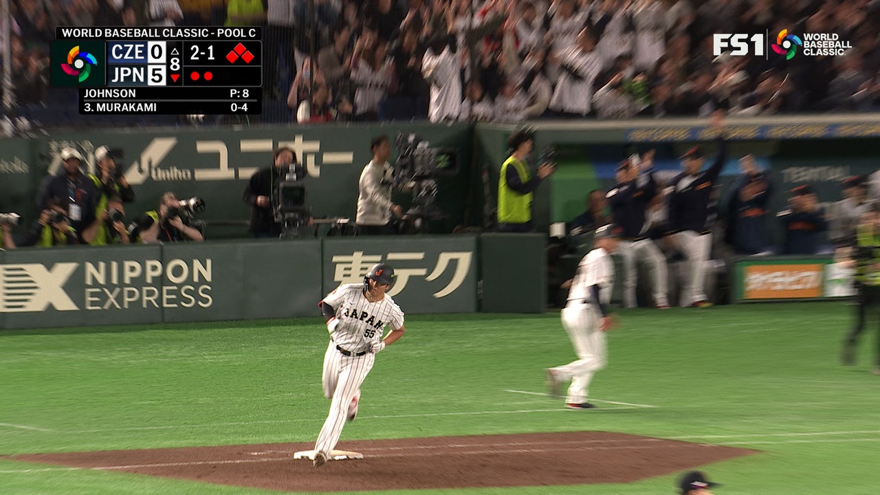 Japan's Munetaka Murakami hits grand slam, extending lead over Czechia